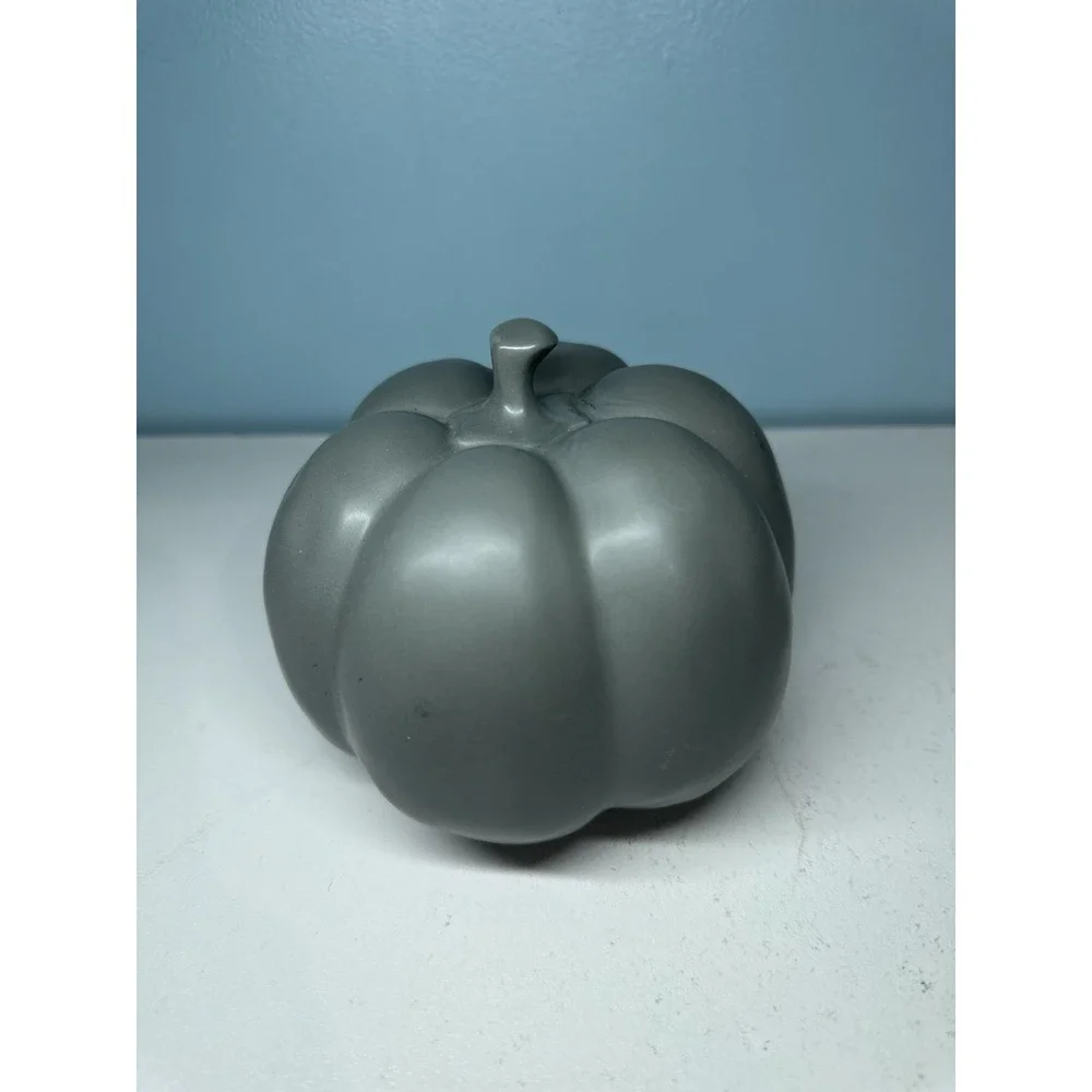 Rae Dunn Halloween MEDIUM Gray Pumpkin 